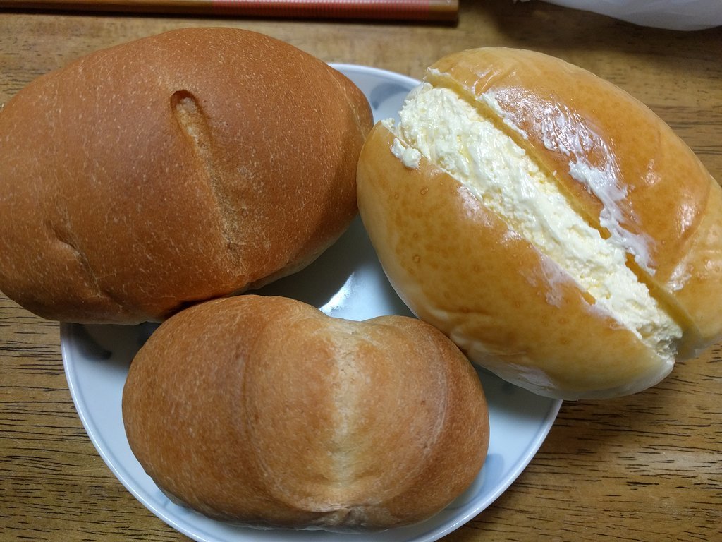 Shiroya Bakery